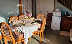 Century House B & B Flatlette